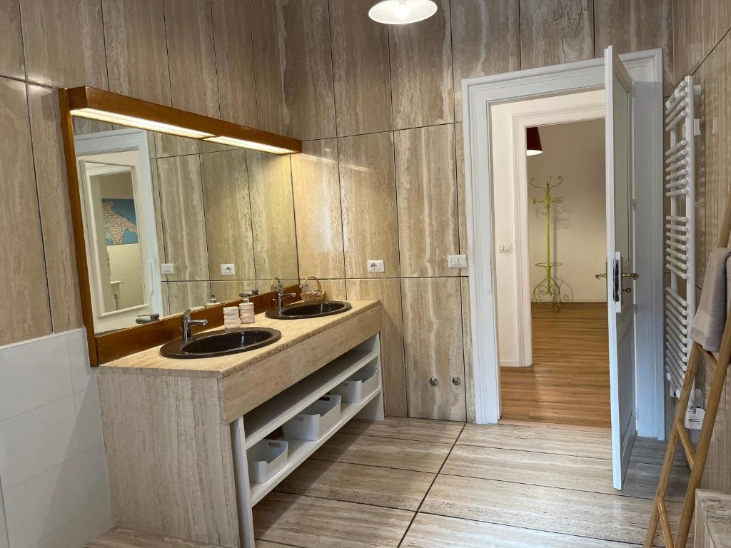 Additional detail of the home atmosphere